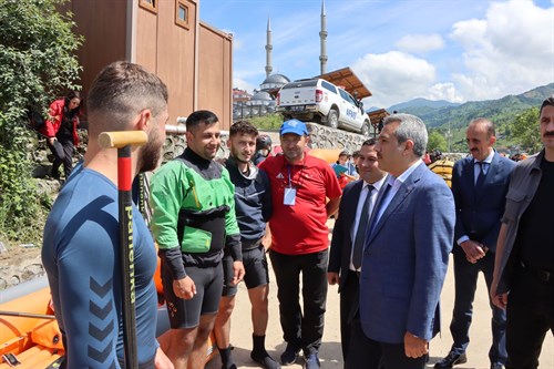 Vali Baydaş, Türkiye Rafting Şampiyonasını Takip Etti