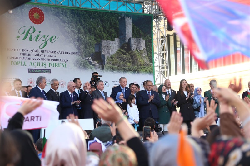 Cumhurbaşkanı Recep Tayyip Erdoğan, Rize'de Toplu Açılış Törenine Katıldı