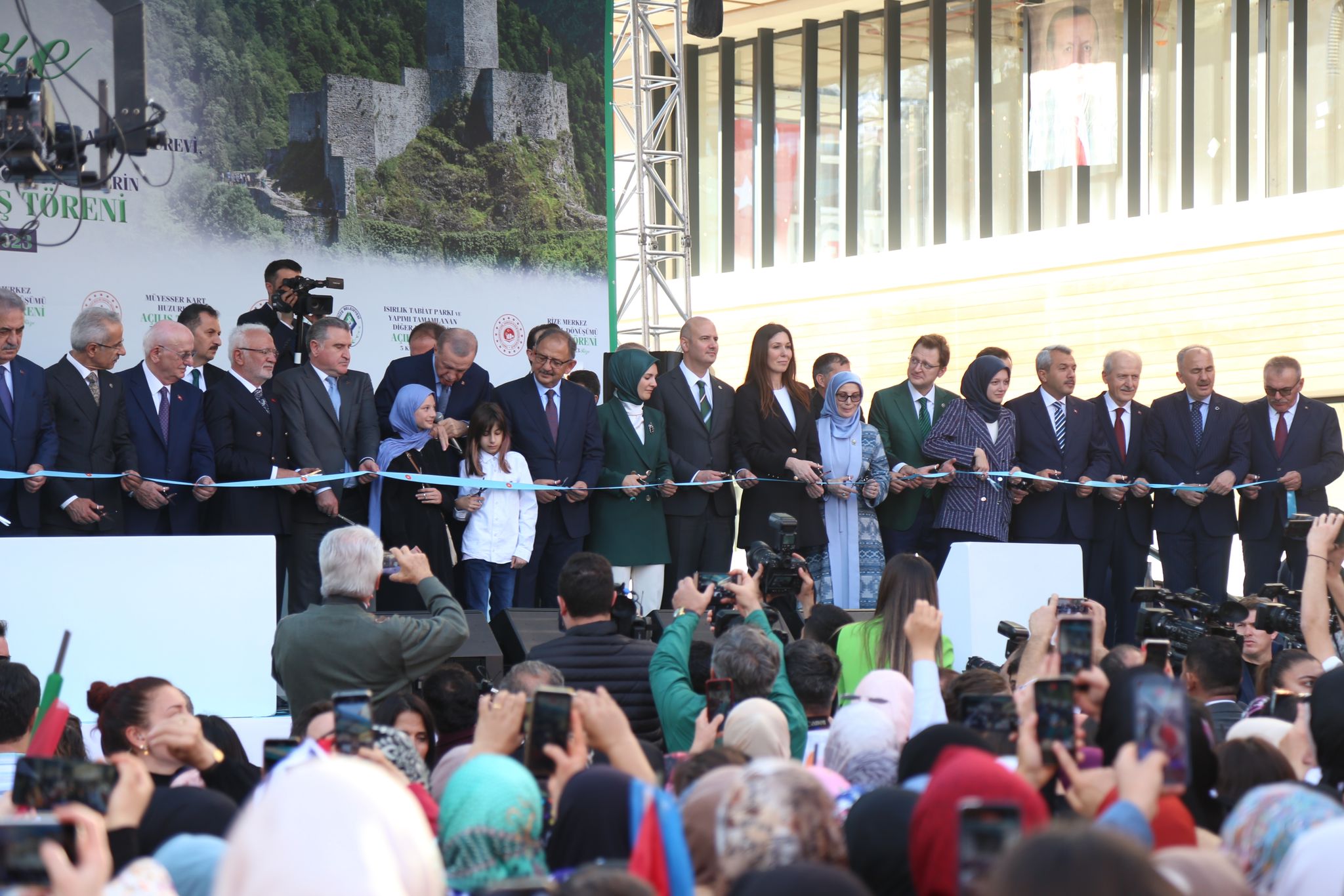 Cumhurbaşkanı Recep Tayyip Erdoğan, Rize'de Toplu Açılış Törenine Katıldı